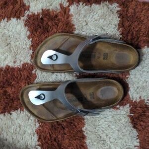 Birkenstock Gizeh silver Flip Flops Size 39 US Ladies 8
